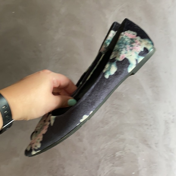 Sam Edelman Ryane Velvet Floral Pointed flat-6 EUC - Picture 2 of 7